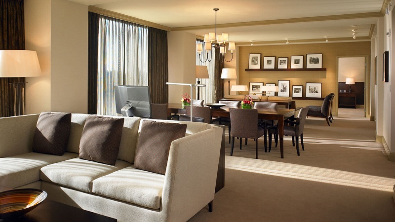 File:HyattSuiteBellevue.jpg